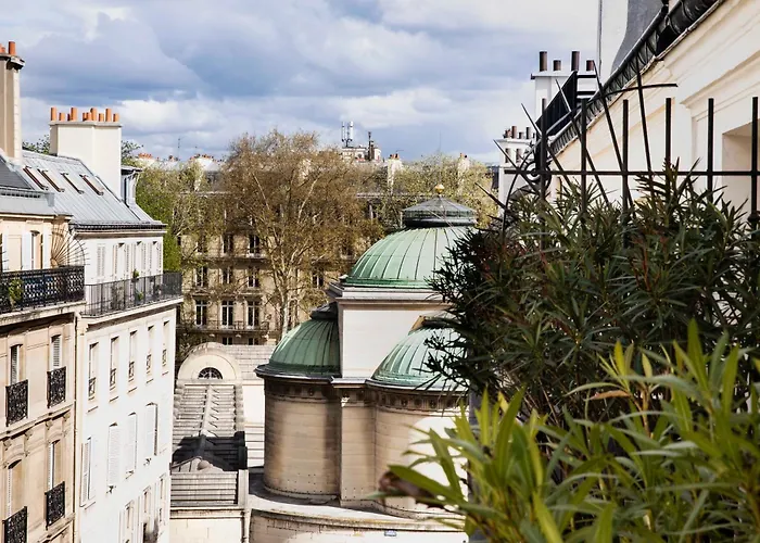 Monsieur & Hotel 4*
