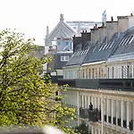 Monsieur & Hotel 4*